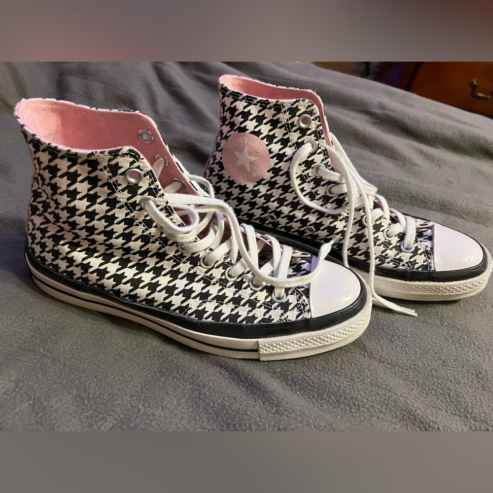 ConversexFRGMT custom pair